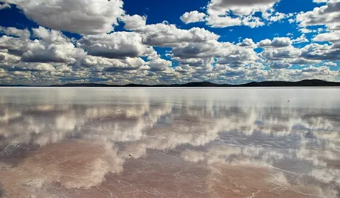 Lake Gairdner: Exploring Australia’s Stunning Salt Lake Wonderland